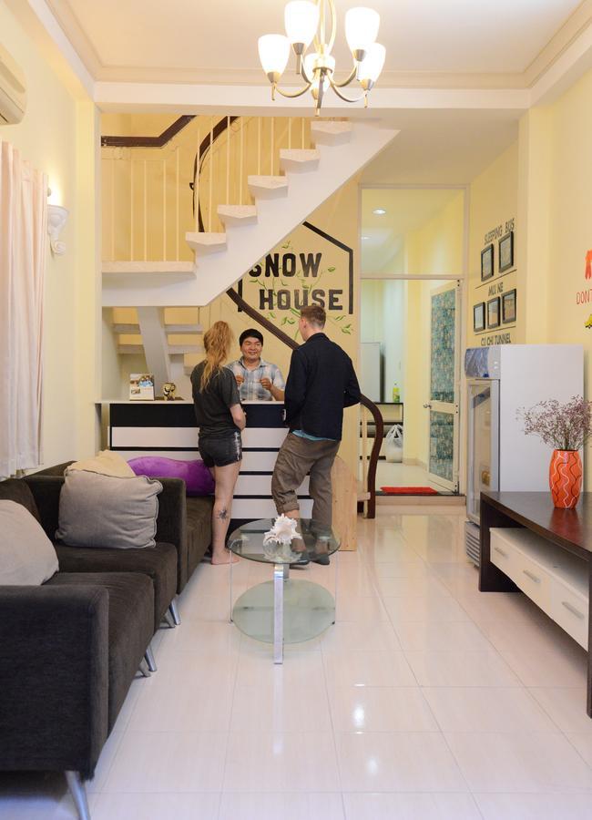 Snow House Hostel Ho Chi Minh-stad Buitenkant foto